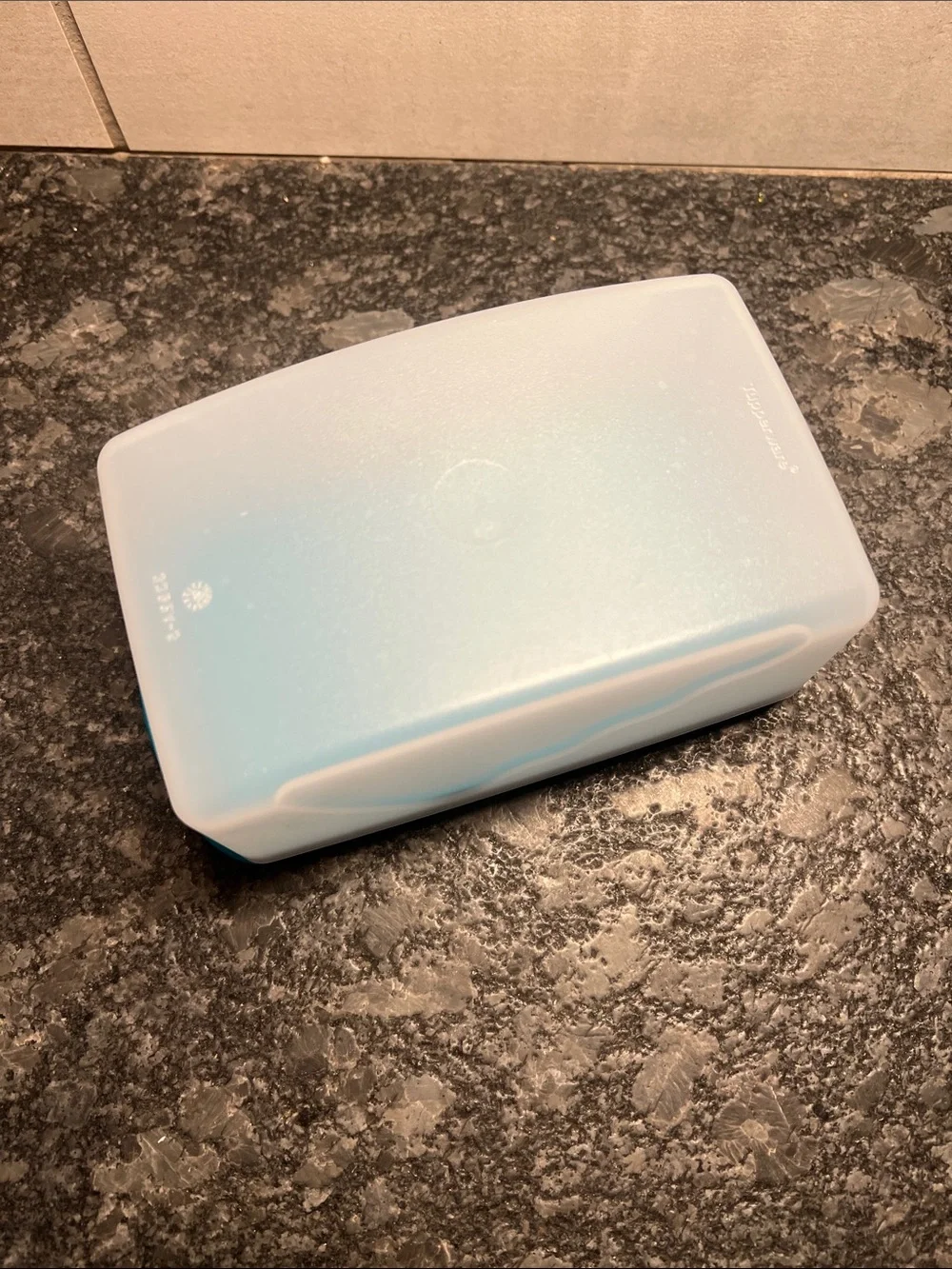 Tupperware Impressions Butter dish. Holds 2 sticks or 1-1/2lb. NWOT